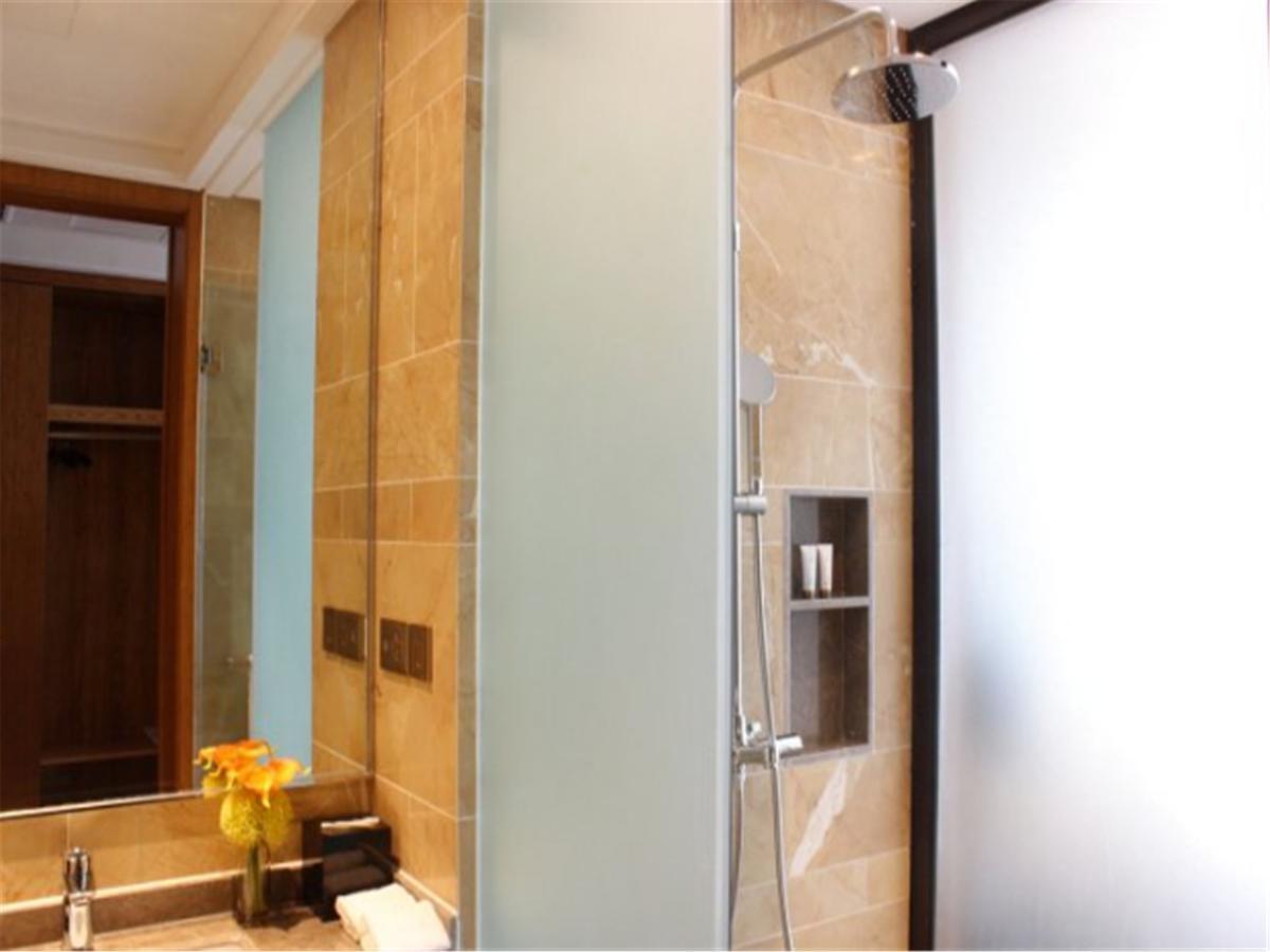 WeiHai Guihe Siji Hotel Buitenkant foto