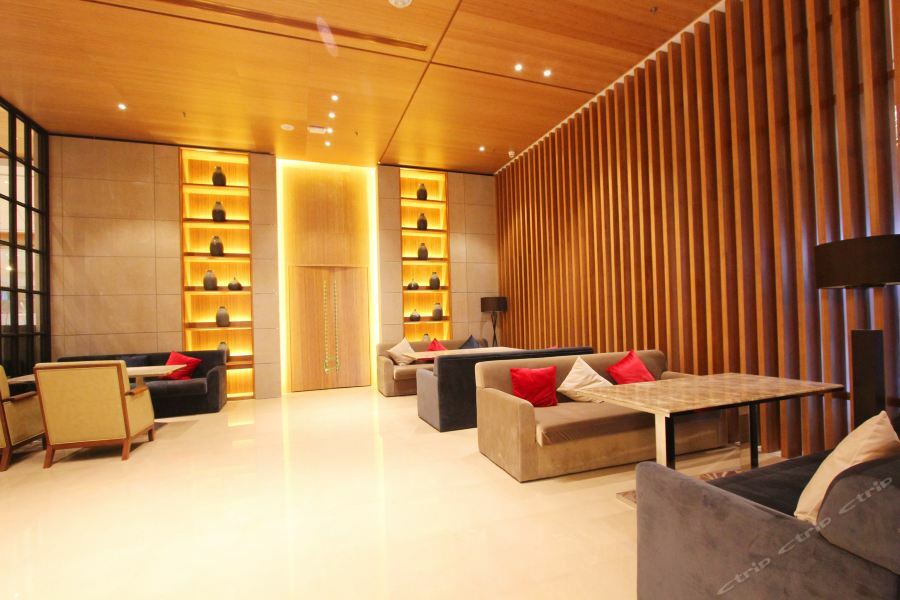 WeiHai Guihe Siji Hotel Buitenkant foto